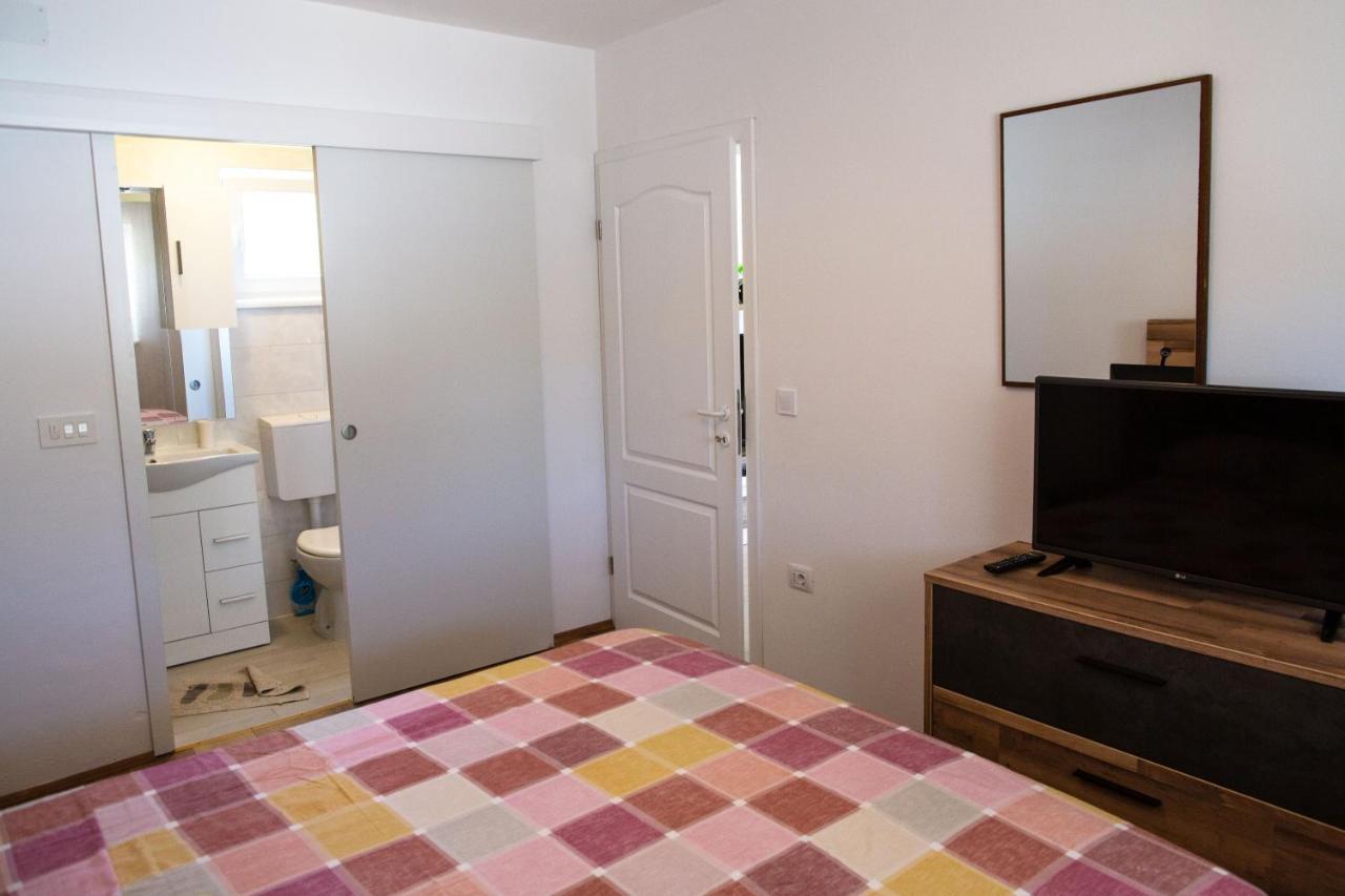 Holiday Home Petrovic Medulin Buitenkant foto