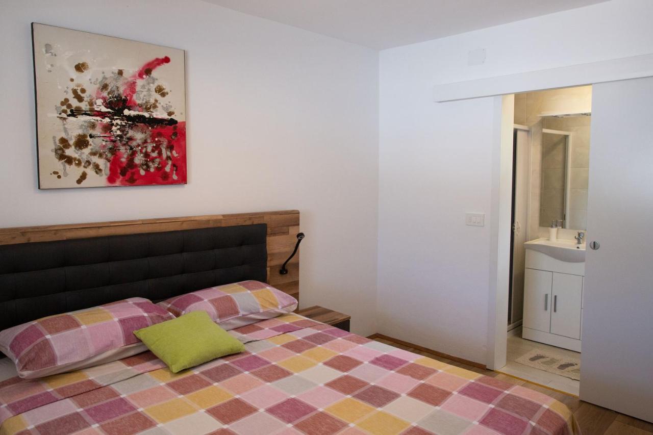 Holiday Home Petrovic Medulin Buitenkant foto